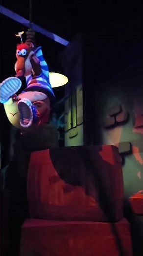 Nat (me) {off-screen} saw Greasy, Wheezy, Stupid and Smarty Weasel feat. Roger Rabbit