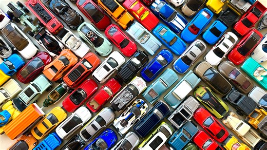 我玩我的matchbox 25年图册整理，太累人了