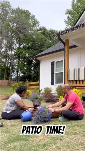 PORCH CLEAN AND DECORATE WITH US #porchdecor#outdoorinspo