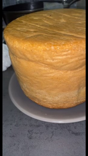 Génoise haute et super moelleux 😋😍😍, recette en commentaire ! Insta & snap : nana_foodcook, #genoise #cake #layercake #pastry #pourtoi #foryoupage