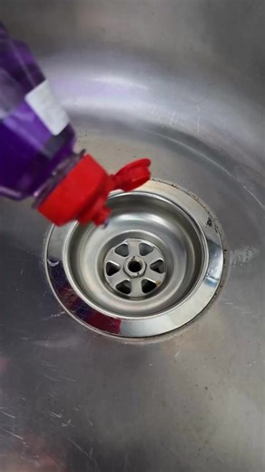 85K views · 213 reactions | Got any easy DIY recipes for cleaning the sink? #tipsandhacks #lifehacks #tipsandtricks #hacks | Life hacks | Facebook