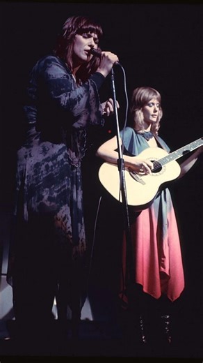 Vintage Recordings on Instagram: "Heart is an American rock band consisting of sisters Ann and Nancy Wilson, Roger Fisher, Steve Fossen and others. Crazy on You, the song in this video, starts with a beautiful guitar solo by Nancy Wilson. Later the rest of the band join in with her, resulting in one of the most legendary rock song ever. Enjoy! Dm for creds or removal 🙏🏻 #heart #nancywilson #annwilson #crazyonyou #rockmusic"