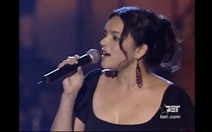 【致敬Aretha Franklin】Norah Jones - Day Dreaming 2003