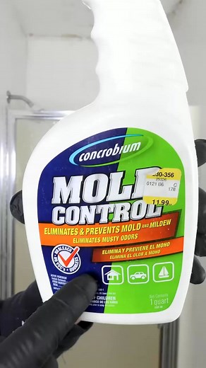 Mildew Ceiling Solution - #shorts #homerepairtutor | Etan Betle