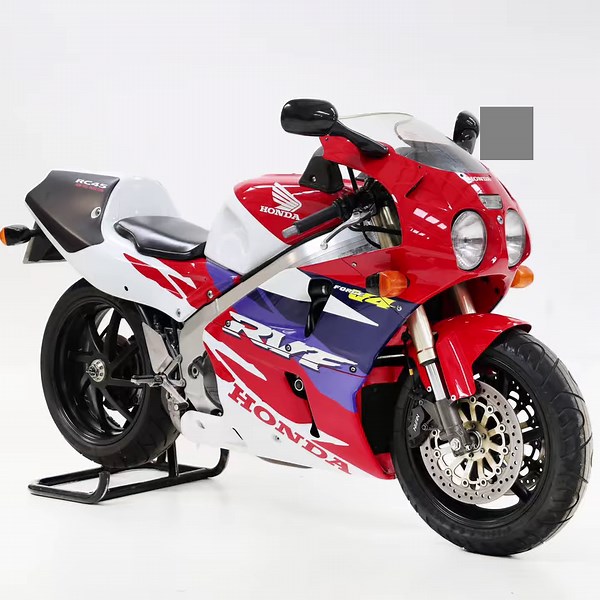 156 reactions · 16 comments | THE WORLD FAMOUS BONHAMS AUCTION @ THE STAFFORD BIKE SHOW Bid on over 300 Collectors’ Motorcycles, 12-13 October, Bonhams’ Autumn Stafford Sale, Europe’s largest motorcycle auction – the countdown has begun, don’t miss your chance to be part of history! | Classic Bike Shows | Facebook