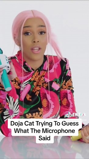 Doja Cat's Hilarious Moments Captured on Camera