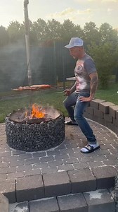 803K views · 12K reactions | Ich brech weg #comedy #humor #lol #schwenken #saarland #unterhaltung #affe #fun #funny #lustig # #männer #lol #feuer #blasen | Sven Heuwinkel | Facebook