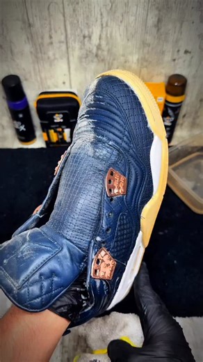 53K views · 921 reactions | HOW TO CLEAN + UNYELLOW JORDAN 4s ...