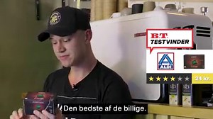 Gode og billige kaffekaspler? I denne uge af 'Det bedste af det billige' blindtester kaffeeksperten Frederik Schiøtz billige Nespresso-kompatible kaffekapsler ☕ https://www.bt.dk/det-bedste-af-det-billige/test-af-billige-kaffekapsler-god-smag-til-halv-pris | B.T.