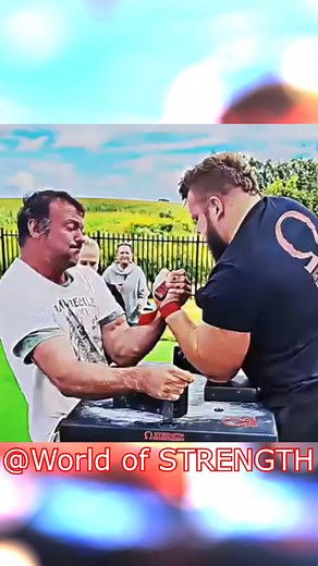 Devon Larratt vs Alex Kurdecha #devon #armwrestling #biceps #strength #muscle | World of Strength