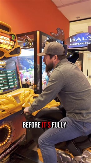 The Fox Run Mall has been part of life on the Seacoast for over 40 years. Opened in 1983, The Fox Run Mall wasn' t just a place to shop for painted hermit crabs, it was where people met friends, got their first jobs, went on first dates, and spent entire weekends wandering the halls. Stores like Abercrombie, PacSun, Spencer’s, and so many others defined an era of shopping that doesn’t really exist anymore. Before demolition begins and this chapter officially closes, we wanted to take one last wa