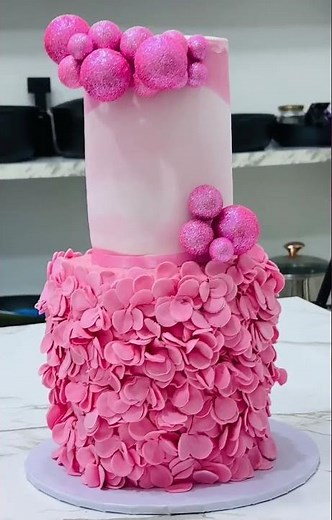 Pink ruffle fondant cake