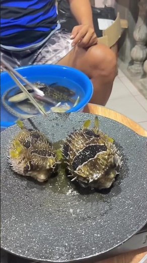 DELICACY? Watch Local Expert Fry PUFFERFISH the Safe Way! 🐡🔥