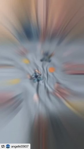 Look at these happy pets LOVING their Assisi Loop Lounge! @‌angelki0907 #assisilooptherapy #assisiloop #assisilooplounge #zomedica #zom #petparent #dogmom #thursdayvibes | Assisi Animal Health