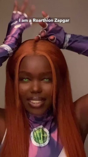 Starfire Attempts to Tell a Joke - Tough Crowd? 🥲