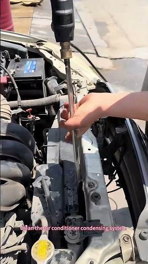 Clean the air conditioner condensing system