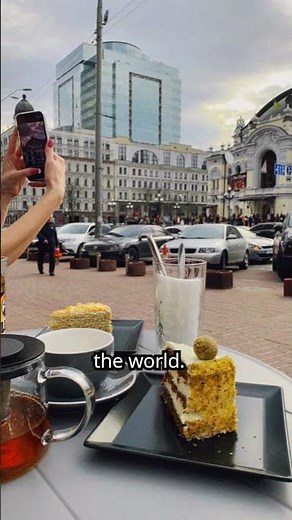 Kyiv Travel Guide 2025 🇺🇦 | Top Facts & Tourist Attractions in Ukraine’s Capital