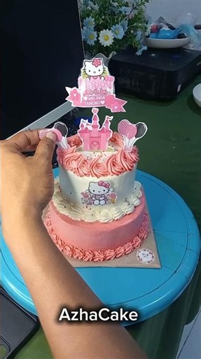 Hello Kitty cake decorating tutorial, super sweet 🤗#cake #beautifulcake #cakedecorating #shorts