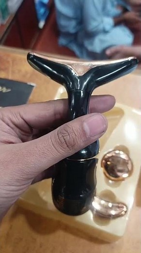 3-in-1 Face Slimming & Uplift Wand – Thermal & Vibration Beauty Massager for Face and Neck