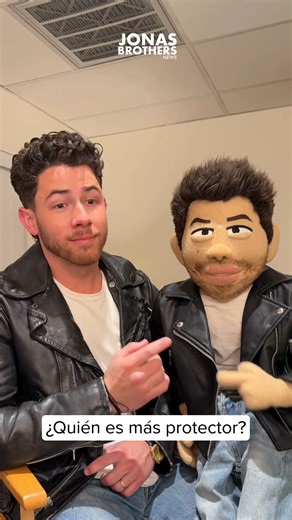 📸 Tik Tok | Nick Jonas (@nickjonas) | Trad "Contenido de convivencia con mi coprotagonista por obligación contractual. ¿Ya viste el video musical de Gut Punch?" . . 😎✨ | Jonas Brothers News