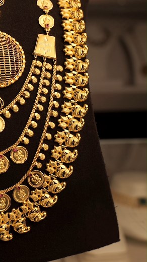 12 Pavan Mixed Wedding Set Collections | Leo's Gold and Diamonds Visit Today & Explore Our Collections! For Enquiry, contact at 8078713225 Our Online purchase Number: 9072446916 . . . #leosgoldanddiamondsthrissur #wholesalejewellery #wholesalejewelleryinthrissur #trending #viral #thrissur | Leo's Gold & Diamonds