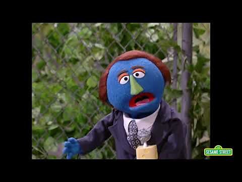Sesame Street: Chasing the Cheese and Gymnastics