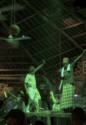 HAPPENING NOW!!! 📍Samaki Samaki WE ARE THE EXPERIENCE #kweturahatupu