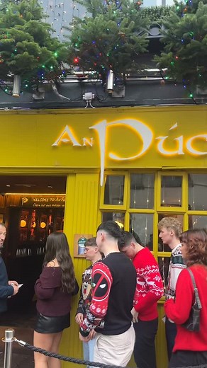 Are you waiting in that queue?? 🧍‍♂️🧍‍♀️🧍🧍‍♂️🧍‍♀️🧍 #christmas #galway #students | iRadio