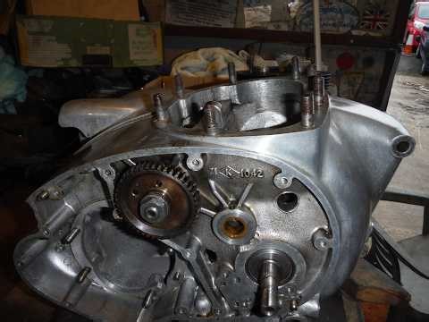 BSA A65 engine bottom end strip / rebuild part 2