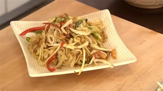 How to Make Authentic Chinese Pulled Noodles