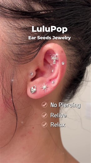 Watching ear points come together while ear seeds are placed 👂✨ Each tiny dot has a purpose — mapped carefully on the ear to support balance and everyday wellness 🌿 Ear seeds are a gentle, no-piercing way to stimulate ear points throughout the day. Simple, wearable, and easy to fit into a daily self-care routine 🤍 #earseeds #earseed #earpoints #earacupressure #acupressure #auriculotherapy #earreflexology #bodymap #holisticwellness #wellnessroutine #selfcareideas #selfcareathome #mindbody #nat
