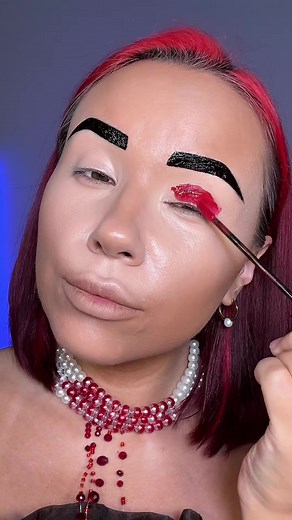 Glam Vampire Makeup Tutorial