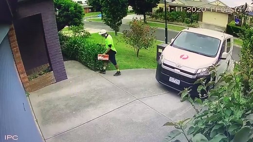 Australia Post delivery goes horribly wrong
