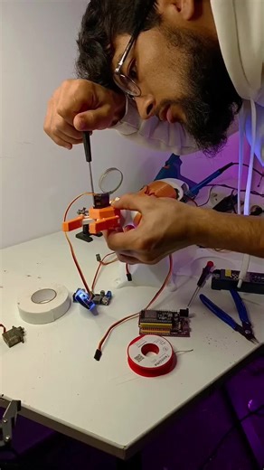 Fixing the servo gripper Parallel linkage mechanism, a little bit tough to assemble... #robotics #robotarm #mechatronics #diy #3DPrinting