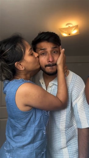 Lip lover(⁠◕⁠દ⁠◕⁠) | 6️⃣8️⃣9️⃣ #cutecouples #cutegirl #makeuplover #makeupartist #makeupaddict #pretty #truelove #690 #kiss #kissing #lightblue #reallove... | Instagram