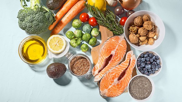 Mediterranean Diet: Complete Food List and 14-Day Meal Plan