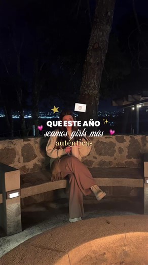 Por un año donde nos elijamos más 🤍🥂 Donde prioricemos nuestros sueños, nuestra creatividad y todo lo que nos hace ser auténticas 💗✨ Deseo de corazón que este nuevo ciclo te acerque a eso que tanto quieres construir. Que seas constante, valiente y paciente con tu proceso 🫶🏻 Si te gusta el contenido creativo, o quieres ideas de diseños en tendencia para tu página o emprendimiento, no olvides seguirme 🎀 . . . . . #2026 #girlies #girls #creativo #añonuevo