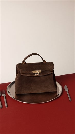 Parisa Wang New York on Instagram: "Stylish, versatile, and always in style: The Grace Soft Top Handle Bag is an all-time favorite, and the collection keeps on expanding... Get your hands on it before the holidays to make others envious. ⠀⠀⠀⠀⠀⠀⠀⠀⠀ #ParisaWang #LuxuryBags"