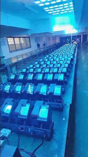 🌈 Light Revolution 12x60W Pixel Beam Bar Zoom LED Moving Head Light Demo!