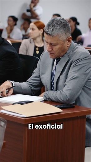 UnidadInvestigaciónyAcusación on Instagram: "En el Tribunal Superior de Medellín inició el Juicio Adversarial Transicional contra el coronel (r) del Ejército Nacional, David Herley Guzmán Ramírez. El proceso busca esclarecer lo ocurrido con 18 personas, entre ellas cuatro menores de edad, presuntamente víctimas de ejecuciones extrajudiciales y desapariciones forzadas entre 2004 y 2005."