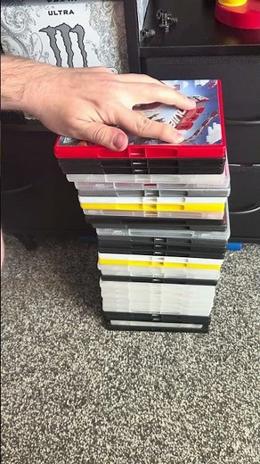 Closing 30 DVD Cases At Once!