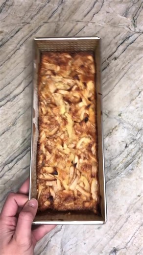 Budín Milhojas de Manzana Fácil y Rápido
