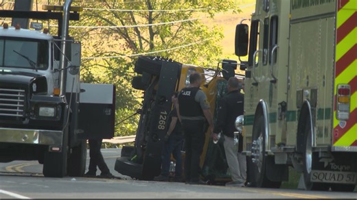 30+passengers on school bus during rollover crash | 28/22 News
