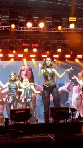 The girls are performing the song "Hileli" at a concert for the first time 💖 #manifest #hileli #m...