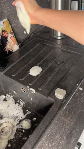 @homebyedona_ | Where I use my Scrubby Kitchen Edition 🧼🧼🧼 #clean #cleanwithme #asmr #cleancleanclean #asmrcommunity | Instagram