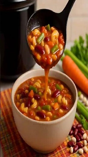 📺Crockpot Minestrone Soup | Cozy Slow Cooker Vegetable Soup Recipe