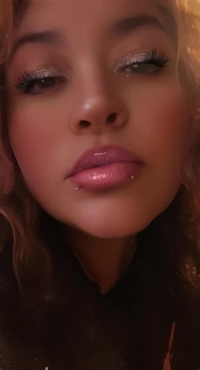 Moon_Goddess_Luna🌕🌙 (@demon_vampire_69)’s videos with som original - Back2Hits