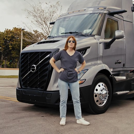 22K views · 358 reactions | Our Camera Monitor System (CMS) delivers next-level visibility and control. So much so, we asked our North American product marketing manager, Maddie Sullivan, to perform the #DonutChallenge with the #AllNewVolvoVNR. ✌️ | Volvo Trucks | Facebook