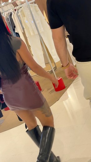 215K views · 232 reactions | 留言告诉我你们看什么？不要偷偷看了不留言给我知道 | GG Six | Facebook