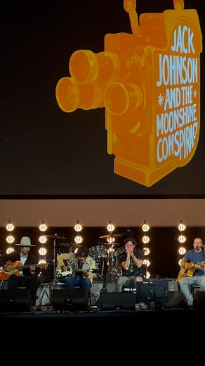 New Single, “Hold On To The Light” from Coast Film & Music Festival last night with Hermanos Gutiérrez and G. Love & Special Sauce (solo). The whole crew cannot wait for a full summer of making music together next year. This song is out now and the fan pre-sale registration for Jack’s SURFILMUSIC 2026 Tour ends tonight! | Jack Johnson